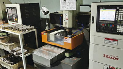 CNC engraving machine 